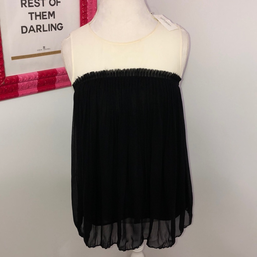 Banana Republic sleeveless babydoll top M NWT